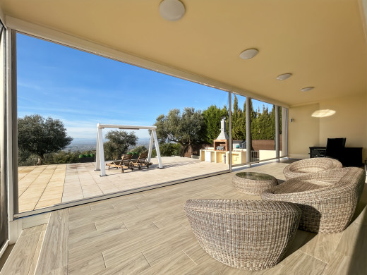 High-end house with sea and mountain views, Costa Brava