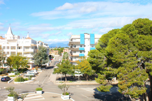 Appartement équipé avec amarre privée à Rosas Santa Margarita