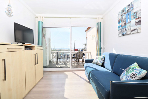 Vue mer en première ligne avec parking privé