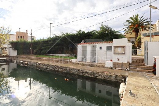 Amarre voilier 12 x 3,6 à Port Grec, Empuriabrava en propriété