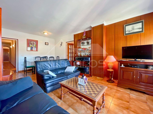 Grand appartement au centre de Roses