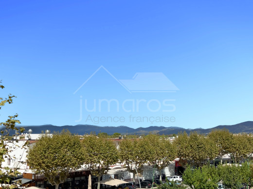 Appartement avec terrasse à 200 mètres de la plage à Empuriabrava