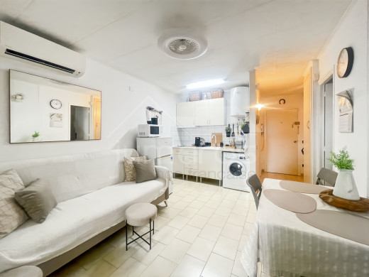 Appartement rénové avec parking à Empuriabrava