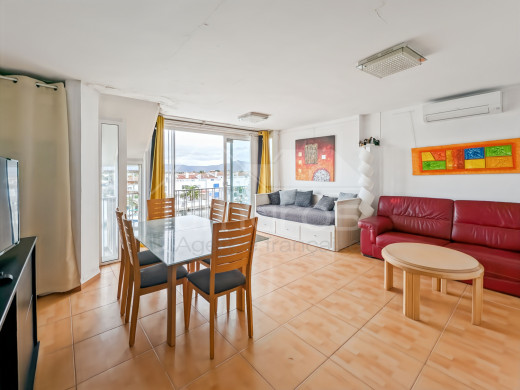Appartement divisé en 2, avec licence touristique