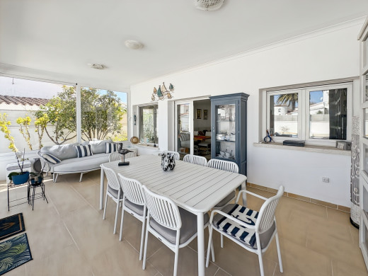 Maison avec piscine et garage à Empuriabrava