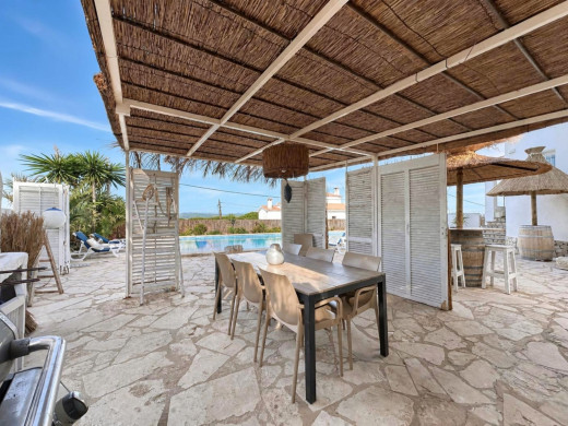 Maison avec piscine, terrasses et garage à L'Escala