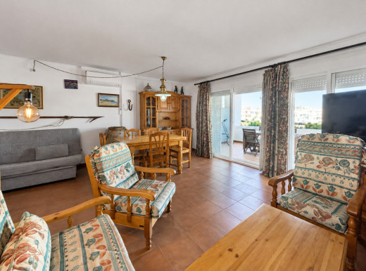 Appartement avec grande terrasse et amarre privée à Santa Margarida