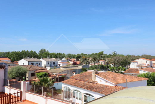 1 chambre au centre et 5 min à pied de la plage
