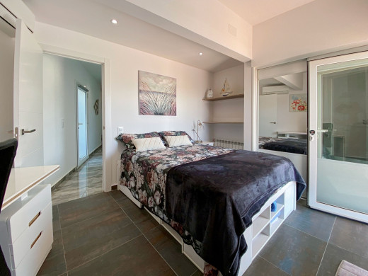 Villa avec de magnifiques vues mer et appartement indépendant à Mas Fumats, Roses
