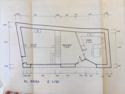 Maison avec grand jardin et loft indépendant au coeur du village
