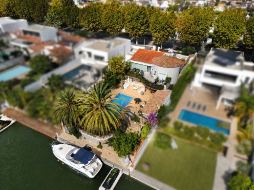 Maison avec amarre privée de 15m à Empuriabrava