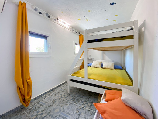 Villa avec de magnifiques vues mer et appartement indépendant à Mas Fumats, Roses