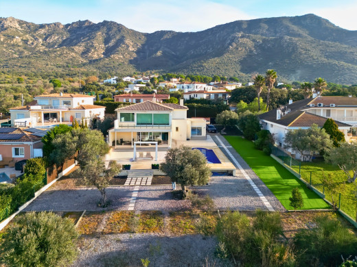 High-end house with sea and mountain views, Costa Brava