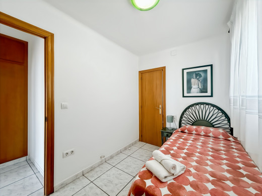 Immeuble avec licence touristique + restaurant à Llançà, Costa Brava