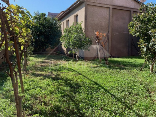 Maison avec 3 chambres plus terrain constructible