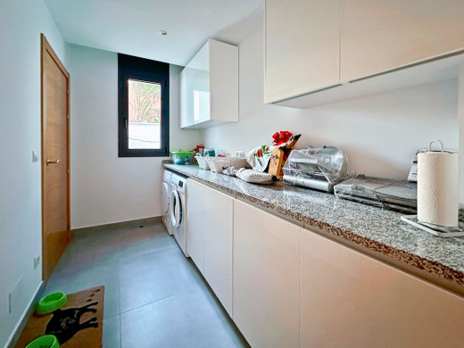 Villa moderne construite en 2020 à Empuriabrava