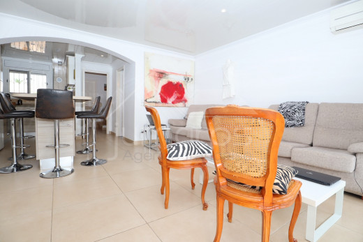 Maison 3 chambres, avec amarre, garage et parking
