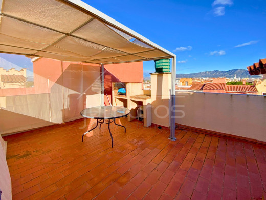 Piso con vistas al mar y parking privado en Empuriabrava