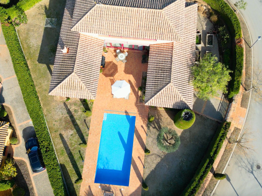 Villa de luxe avec piscine au Golf de Torremirona, Navata