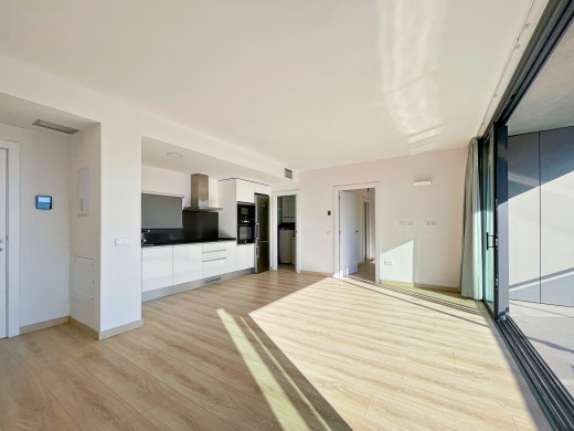 Appartement de standing avec terrasse et parking à 200m de la plage à Roses