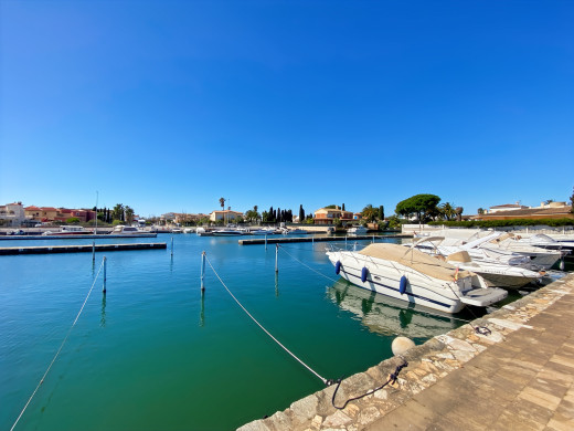 Maison avec piscine et garage à Empuriabrava