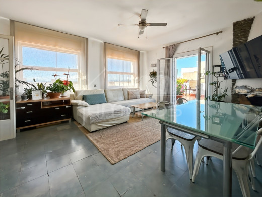 Appartement avec vue mer dans le centre de Roses