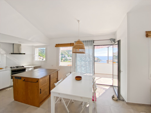 Maison neuve vue mer à Canyelles, vendue clés en main