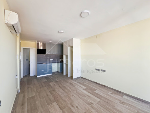 Renovated studio on the top floor near the beach in Empuriabrava