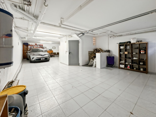 Haus mit 4 Schlafzimmern und Garage in Vic zu verkaufen