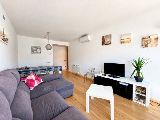 Appartement centre de Roses avec parking, débarras et licence touristique
