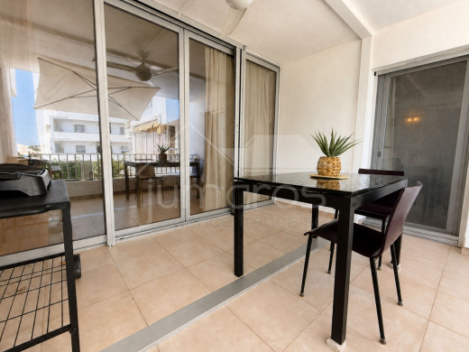 Appartement 3 chambres à 50m de plage avec vue canal et mer à Roses