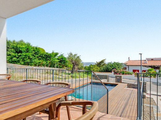 Maison à Cadaqués avec vue mer, piscine et garage