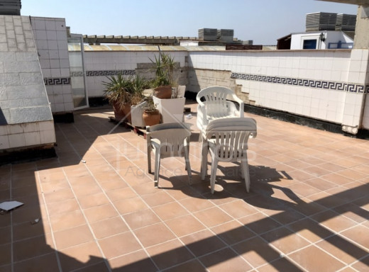 2 Dormitorios, Gran terraza, Parking, Vistas al canal