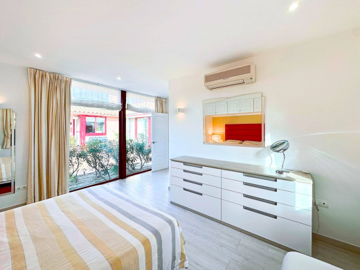 Villa de luxe avec piscine au Golf de Torremirona, Navata