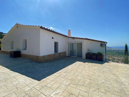Villa avec de magnifiques vues mer et appartement indépendant à Mas Fumats, Roses
