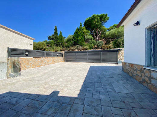 Villa avec de magnifiques vues mer et appartement indépendant à Mas Fumats, Roses