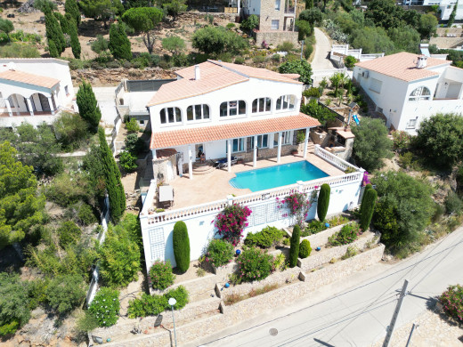 Villa avec de magnifiques vues mer et appartement indépendant à Mas Fumats, Roses