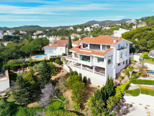 Villa de luxe avec vue panoramique sur la mer à Llançà