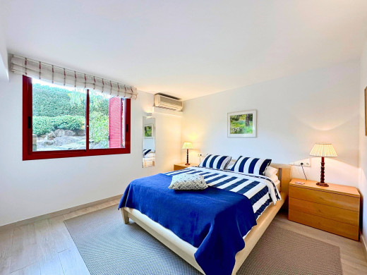 Villa de luxe avec piscine au Golf de Torremirona, Navata