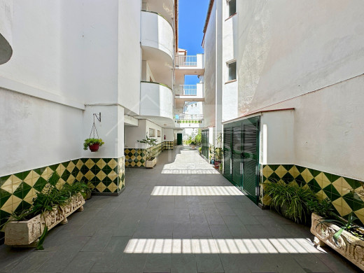 Appartement avec parking et cave proche de la plage à Empuriabrava