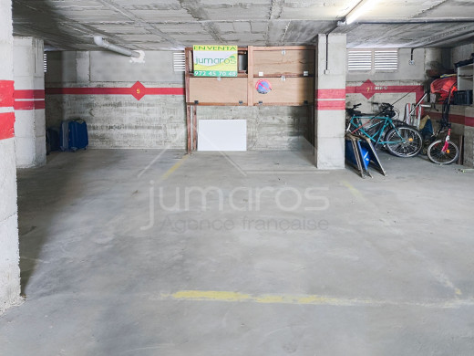 Place de parking en sous-sol en vente à Empuriabrava
