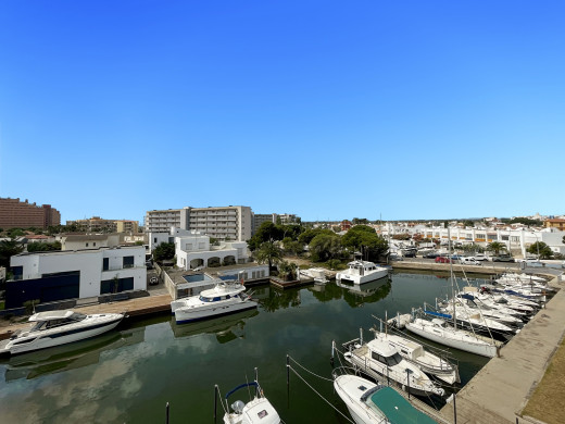 Appartement de standing à 10 min de la plage à Santa Margarita, Roses