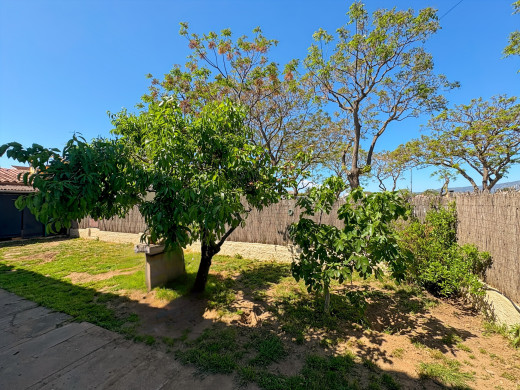 Villa avec jardin et piscine, à quelques pas du canal à Empuriabrava
