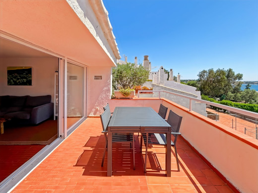 Appartment mit Meerblick und Privatparkplatz in Cadaqués, 200m vom Strand entfernt