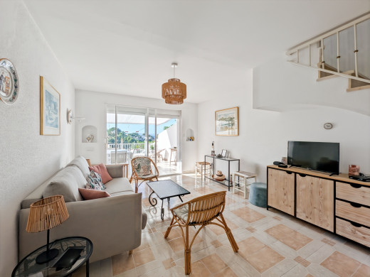 Casa con vistas al mar en venta en Almadrava