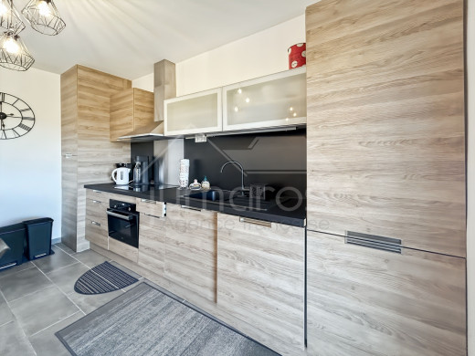 Appartement rénové avec terrasse et vue dégagée à Mas Oliva, Roses