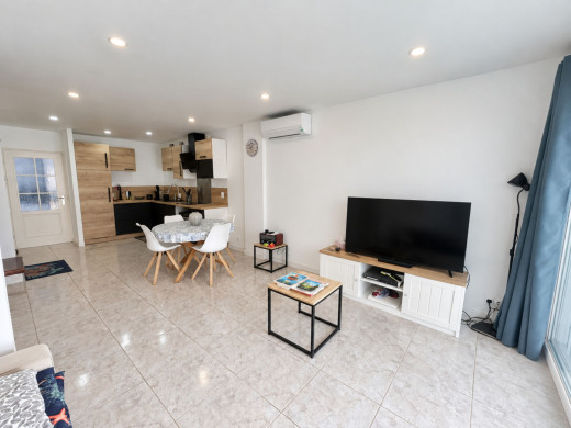Maison avec amarre 8 x 4m et garage à Empuriabrava