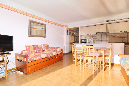 Appartement 2 chambres, terrasse et vue canal