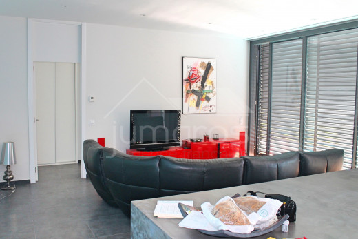 Villa de 4 habitaciones, piscina con vistas al mar y garaje