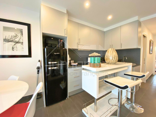 Appartement moderne et meublé à Empuriabrava